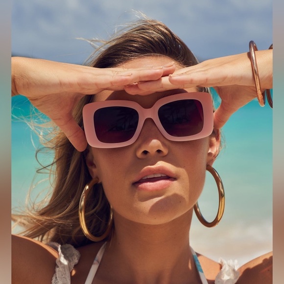 NEW LoveShack Fancy Arietta Square Sunglasses BLUSHING QUARTZ Floral Pink NWT - Picture 3 of 12